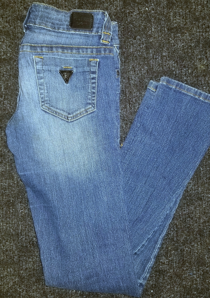 Guess Las Angeles jeans!!